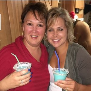 Meet your Posher, Debbie